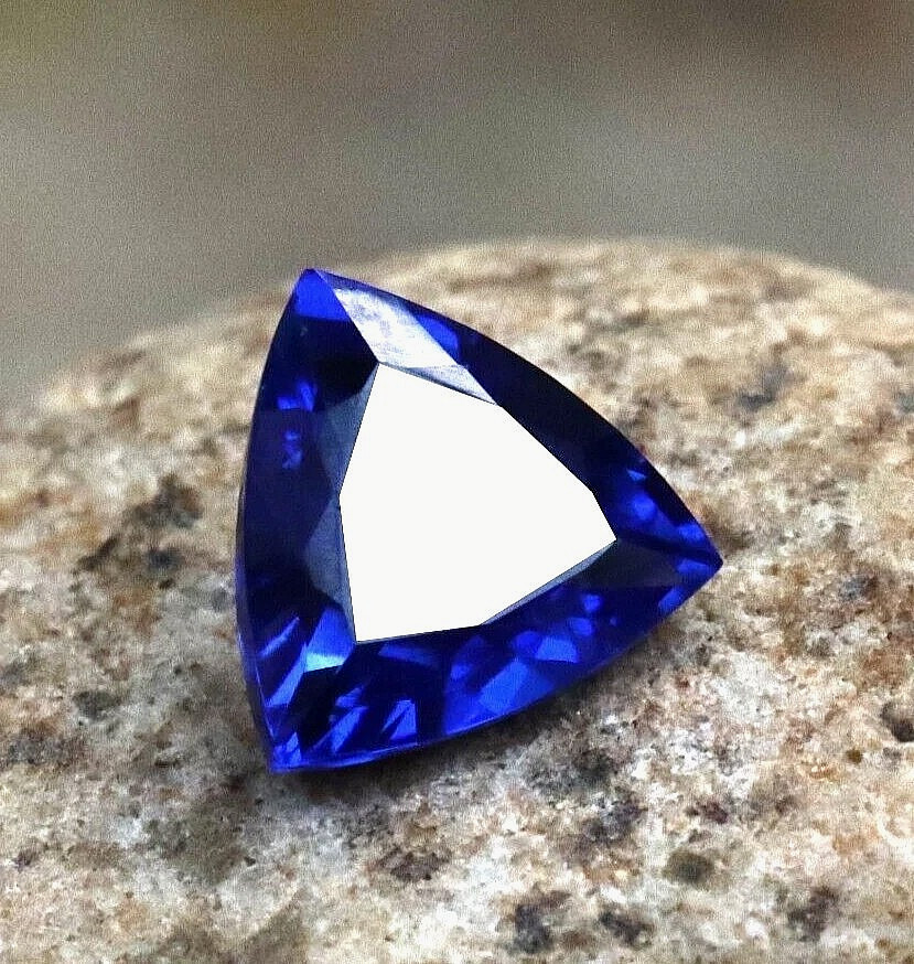 Loose Gemstones Natural Blue Sapphire Trillion Shape CERTIFIED Best 8 Ct