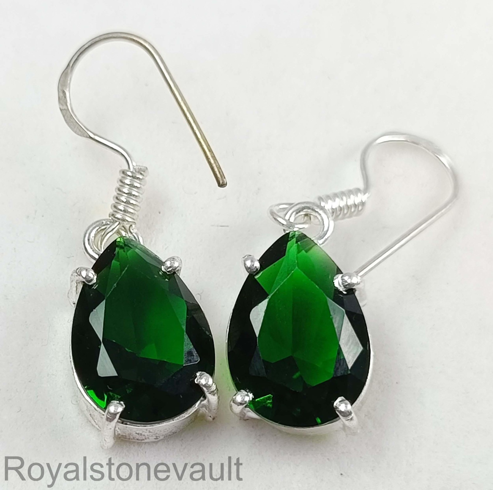 18.00 Ct Natural Green Emerald Pear Shape Earrings 925 Silver IGL Gemstone 6MHV