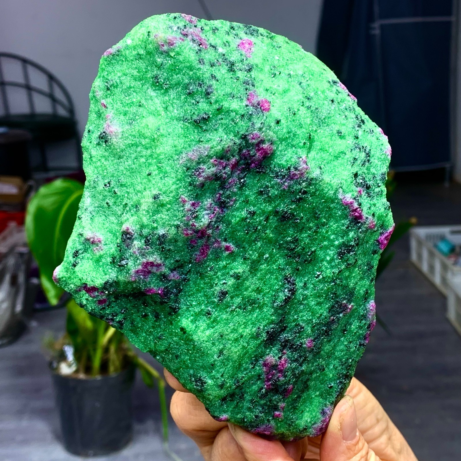 3.5LB Natural green Ruby zoisite (anylite) crystal Chakra Healing Energy A761