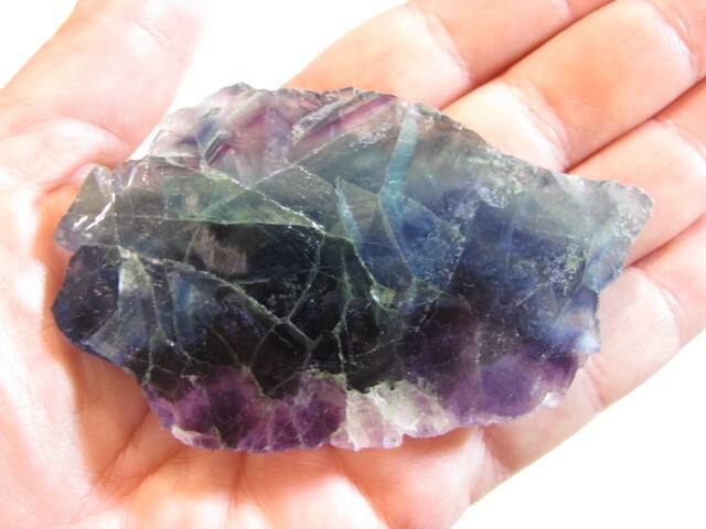 RF1 – 90g PALM SIZE+ RAINBOW FLUORITE SLAB 1 SIDE POLISHED GEMSTONE slice stone
