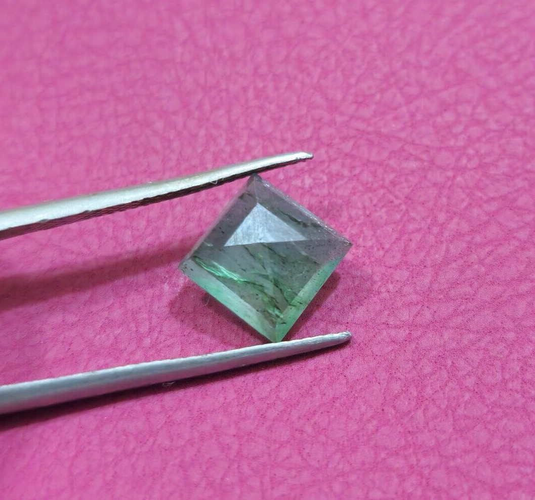 Glowing 2.90 Crt Green Zambian Emerald Faceted Square Cut Shape Loose Gemstone