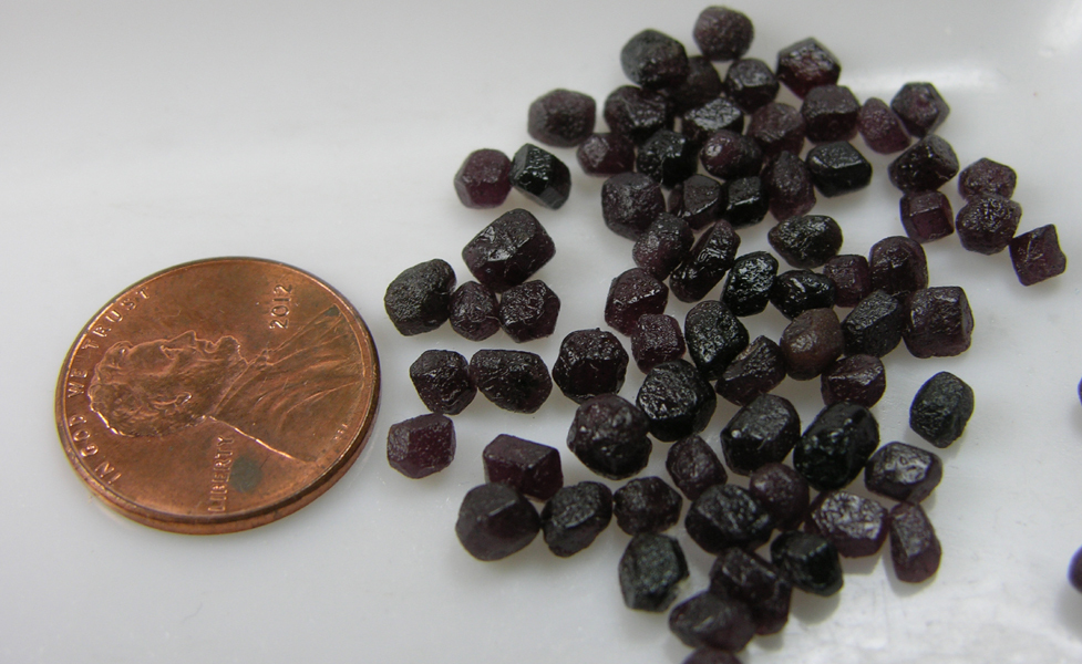 20 Natural Terminated Idaho USA Star Garnet Crystal Specimen 3.00 mm to 5.00 mm