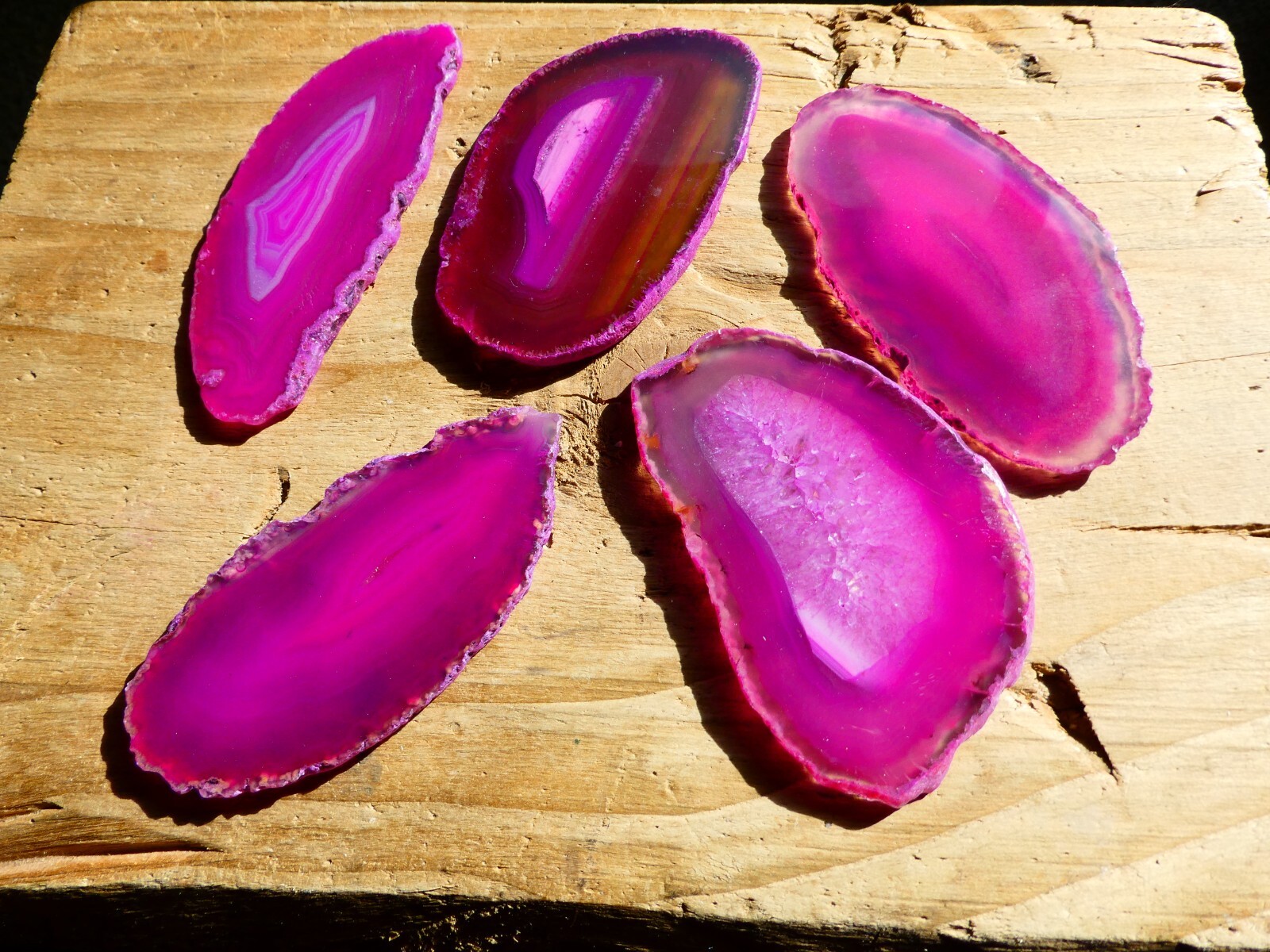 5 Assorted Large Pink Agate Crystal Slices Sizes 79mm – 90mm (6) Brazil