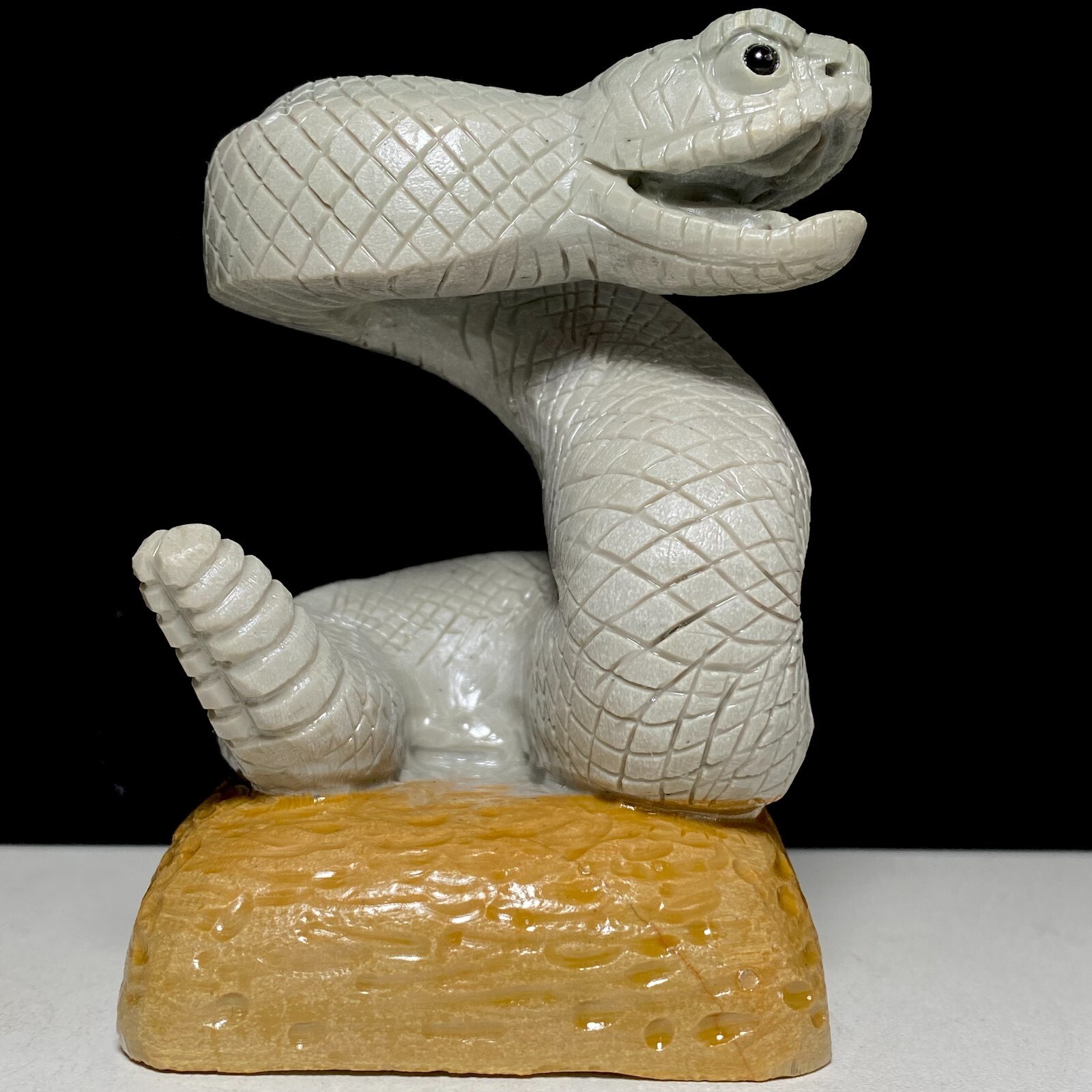 Natural Crystal Quartz Mineral Specimen Songhua Stone Handcarved Rattlesnake