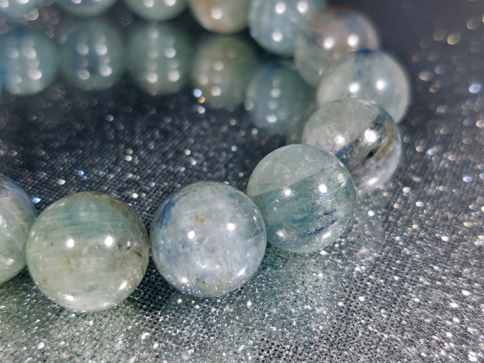 Green Kyanite Bracelet 13mm – Heart Chakra Elasticated w/ Pouch