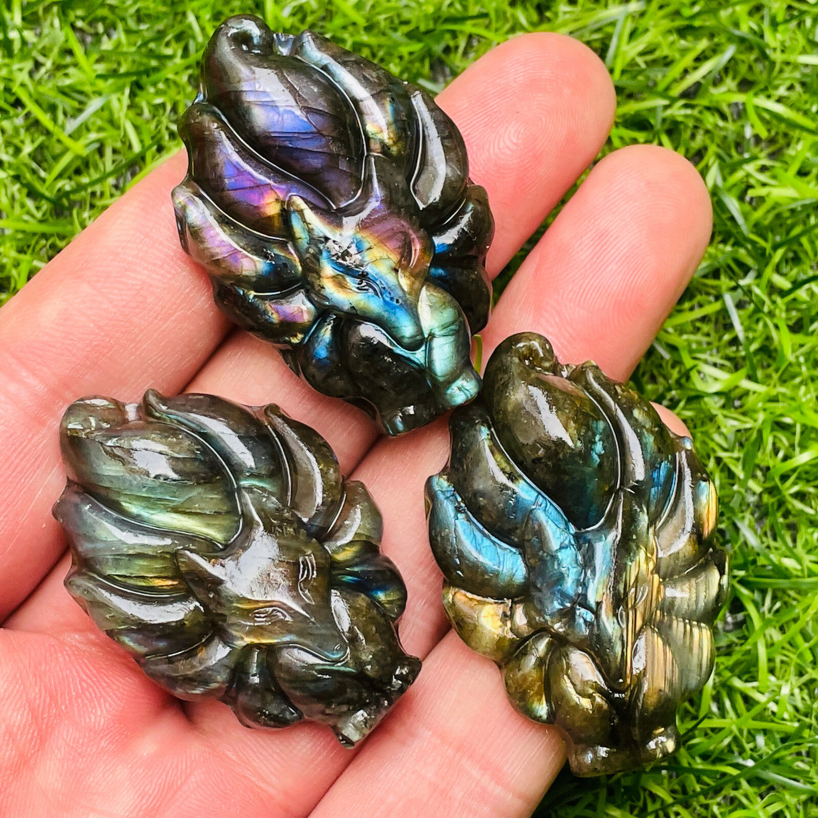 1Pc natural labradorite Quartz nine-tailed fox skull hand carved crystal 1.8″