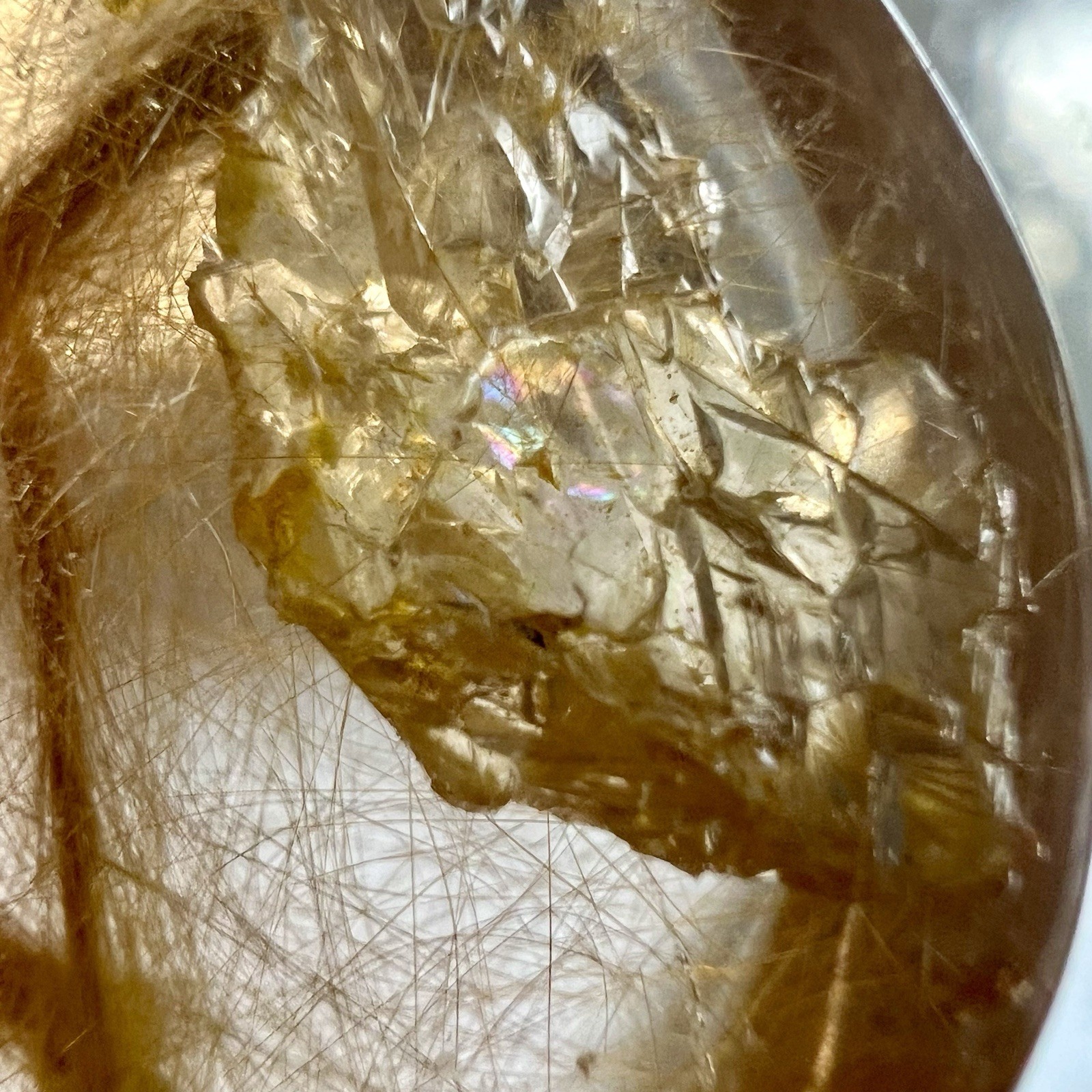 Golden Rutile Quartz With Moving Rutile Inclusion