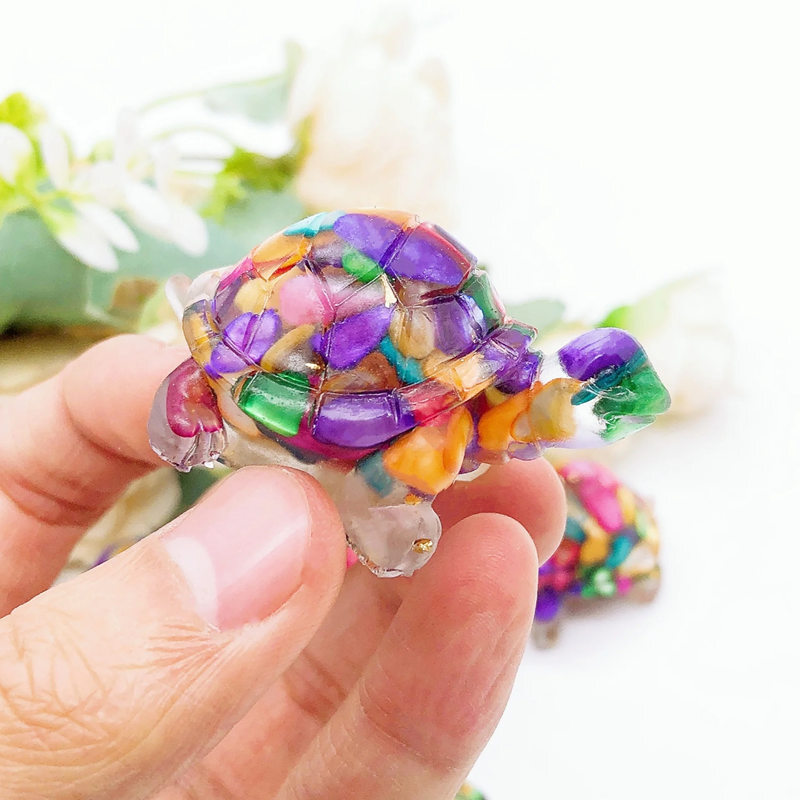 Natural Colorful Scallop Quartz Crystal Longevity Turtle Gravel Mini Resin Decor