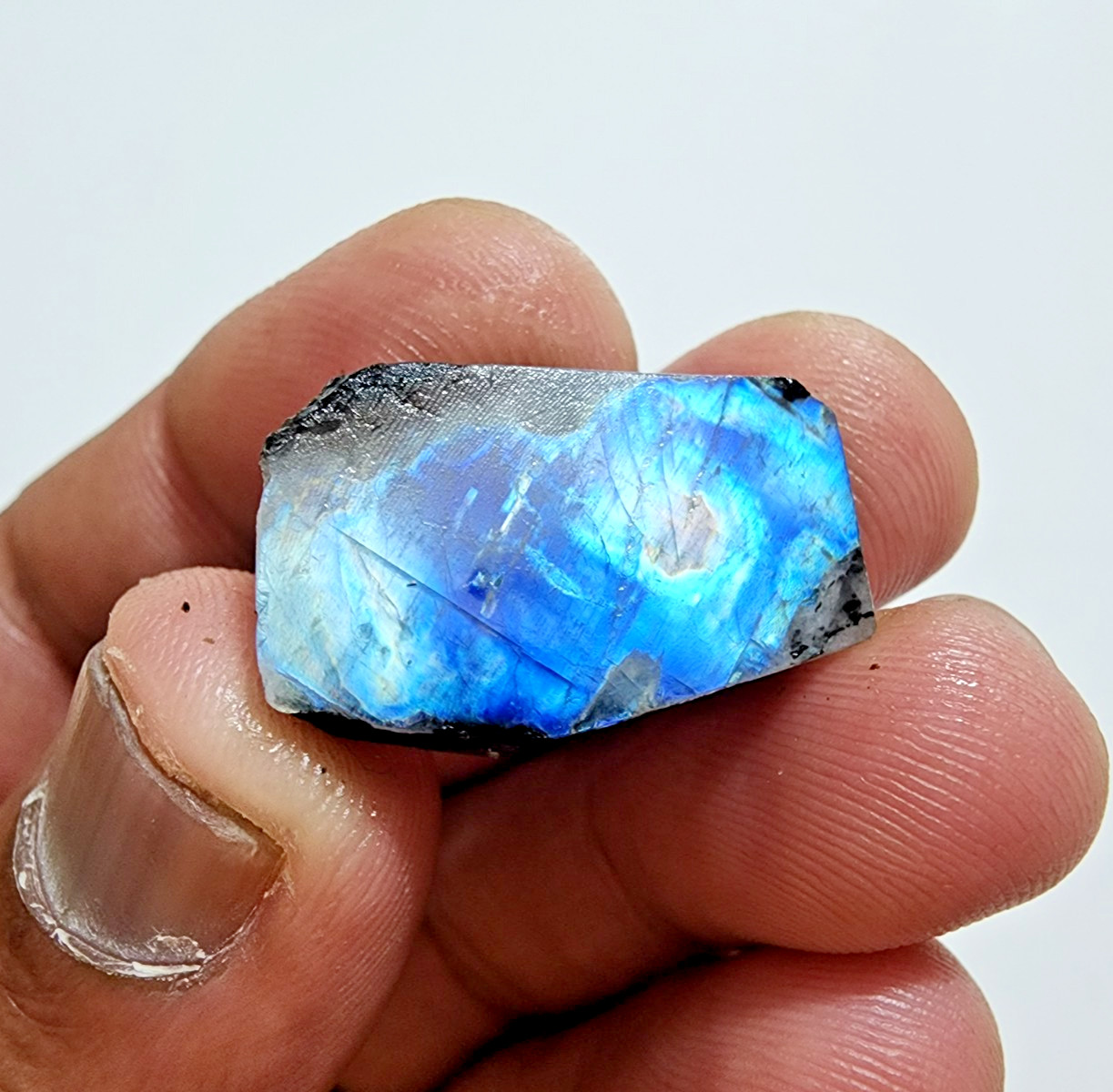 31 Crt Wonderful Blue Fire White Rainbow Moonstone Rough Loose Gemstone Jewelry