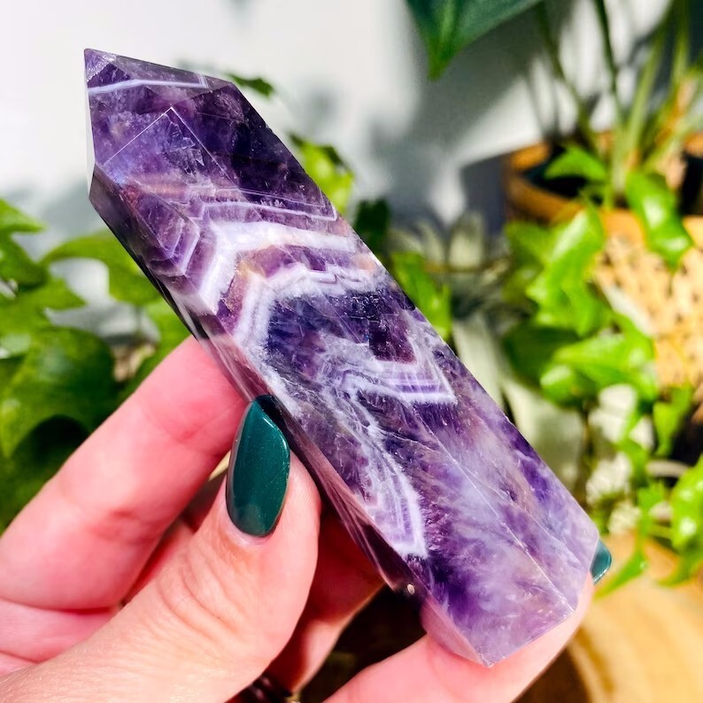 Raw Chevron Amethyst Healing Crystal Wand Obelisk Tower Point Ornament Xmas Gift