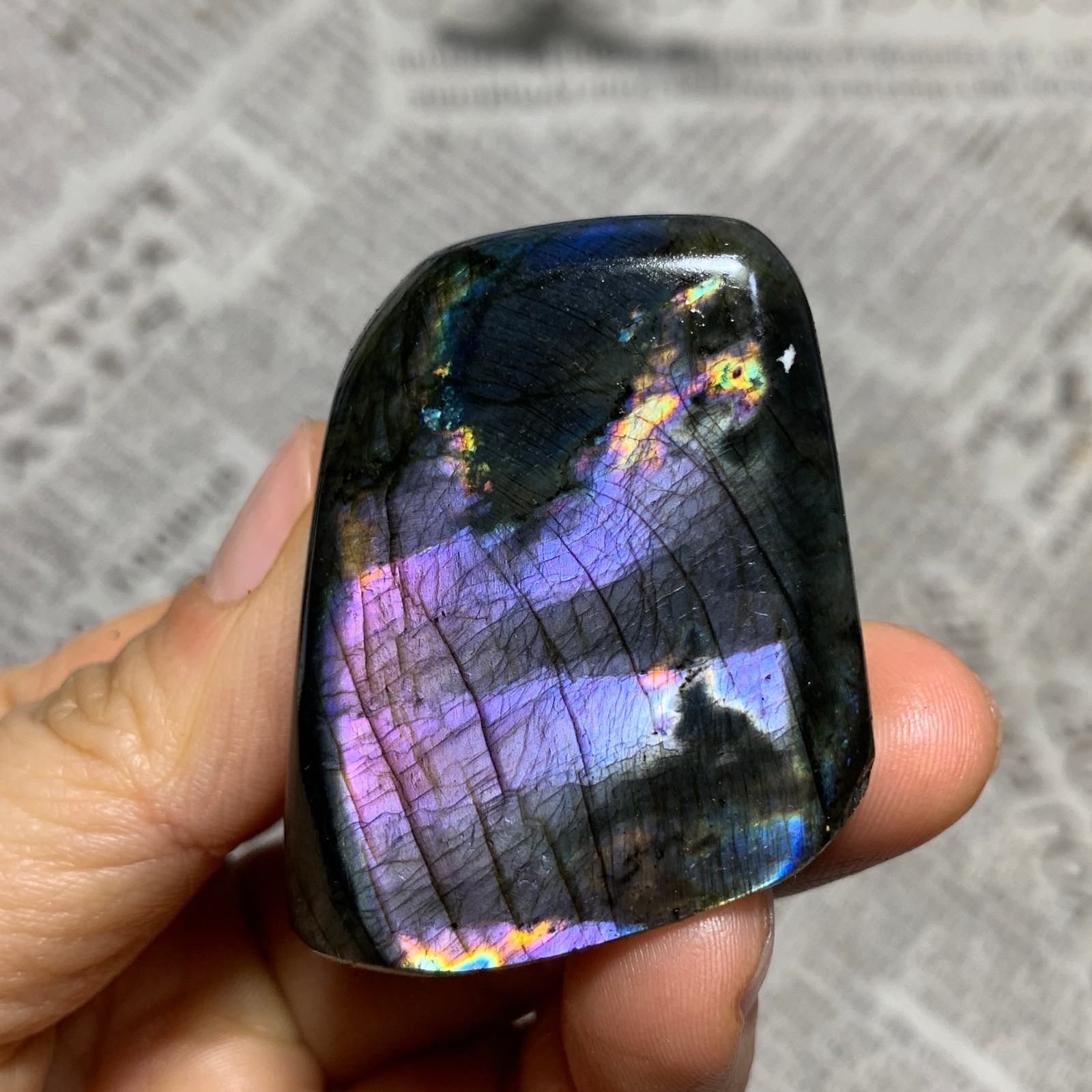 74g Natural Purple Labradorite Quartz Crystal Stone Specimen Healing