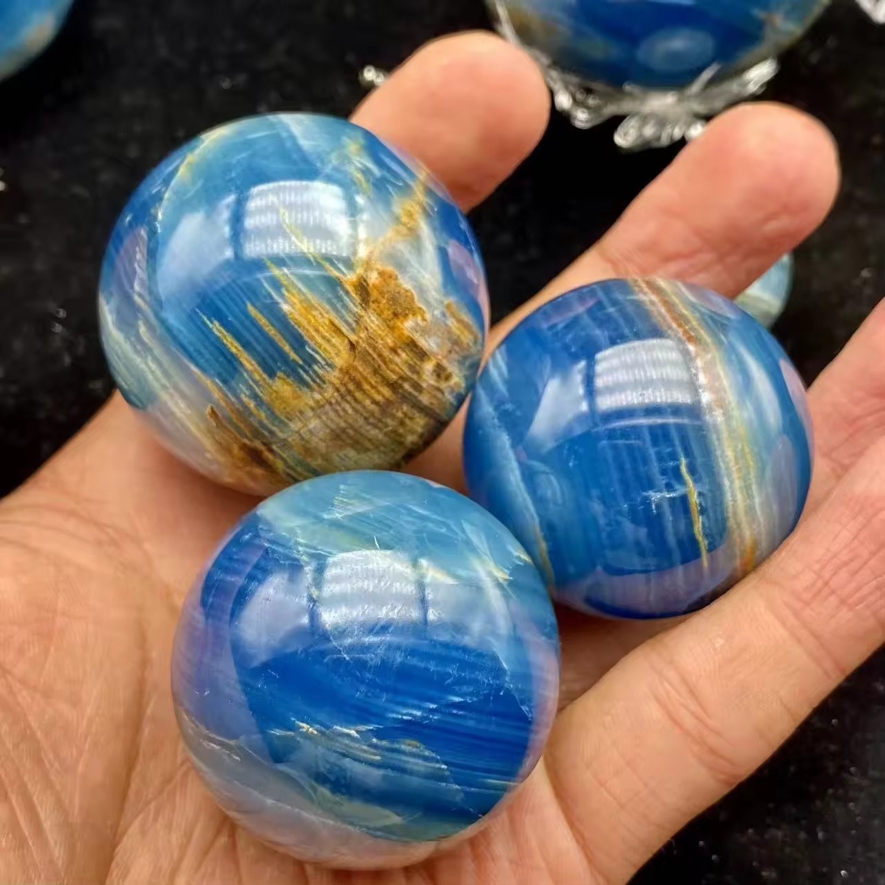 50-60MM Wholesale Natural Blue Onyx Sphere Blue Polished Ball Good Pattern Gift