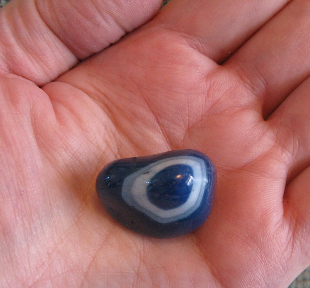 NEW GENUINE AGATE BLUE “EYE AGATE” Crystal Healing STONE