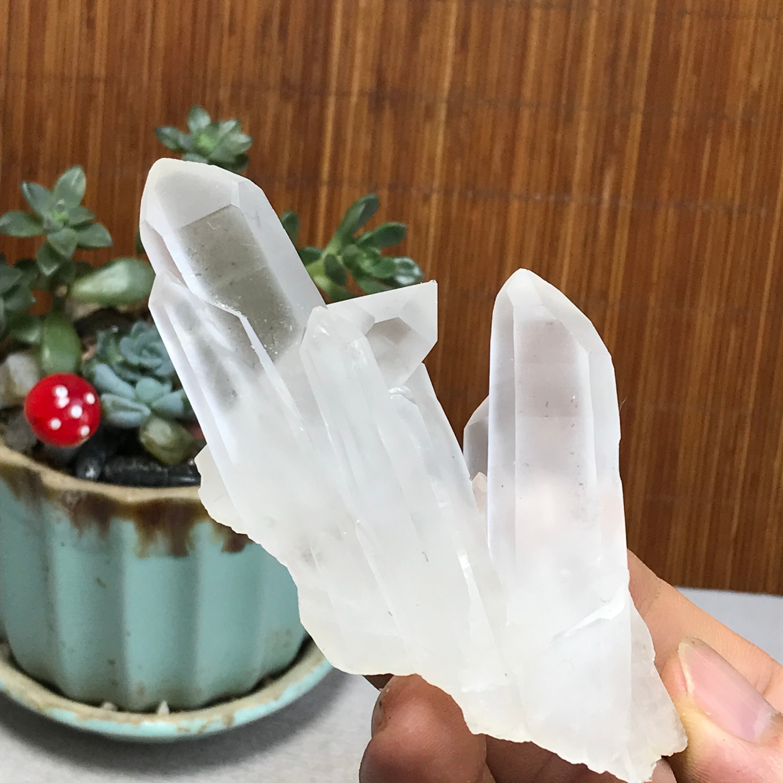98-53-33mm Natural crystal clusters pretty Quartz Mineral Specimen 115g A6988
