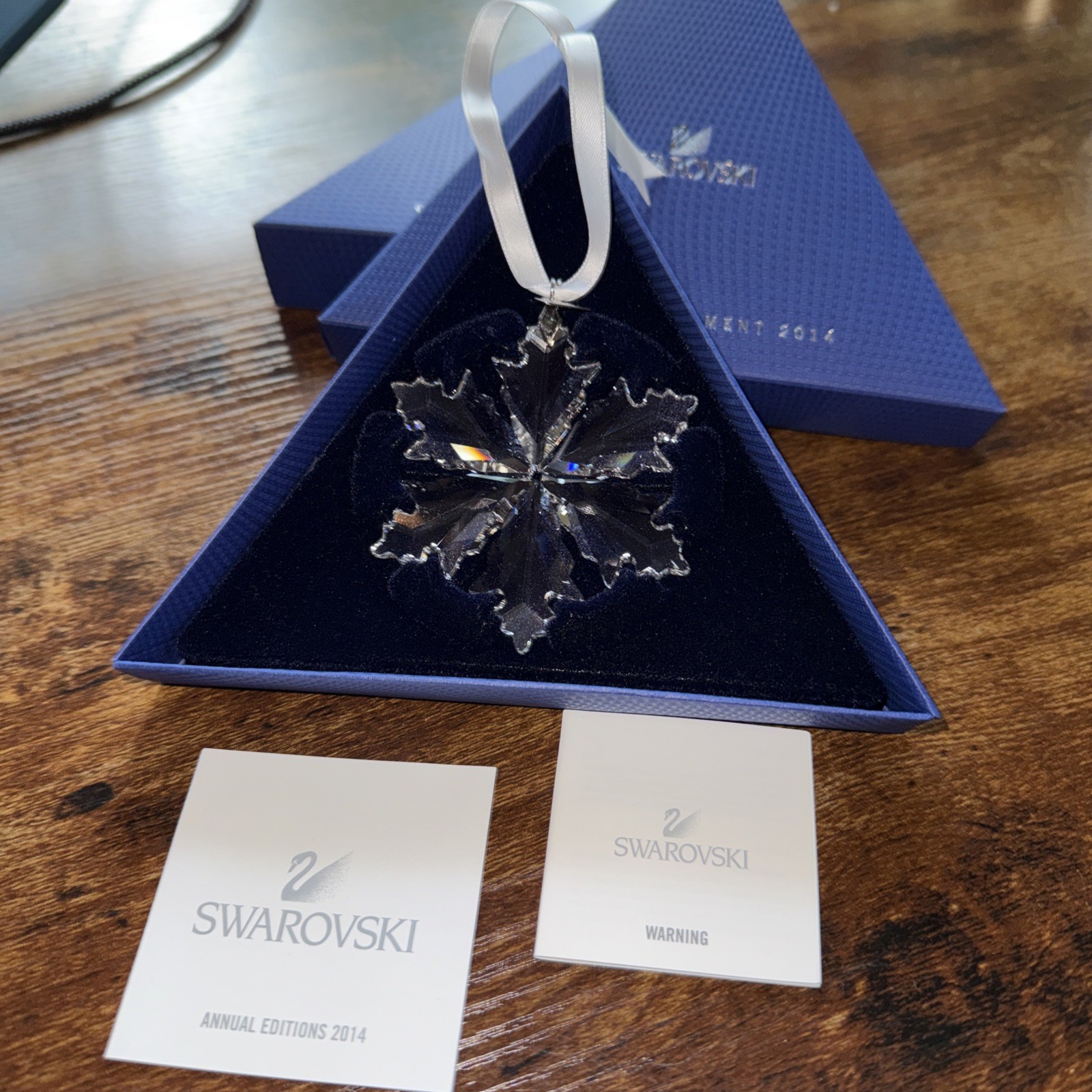 Swarovski 2014 Annual Snowflake Star Crystal 3″