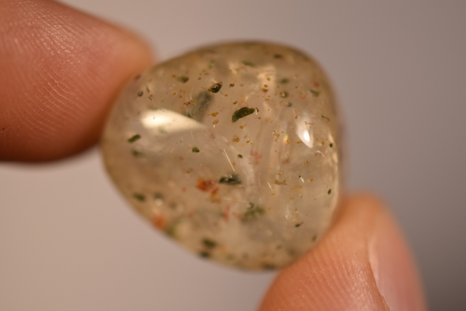 *GREEN TOURMALINE QUARTZ* Tumbled Stone 2.4cm 11.5g Tourmalinated Natural Stone