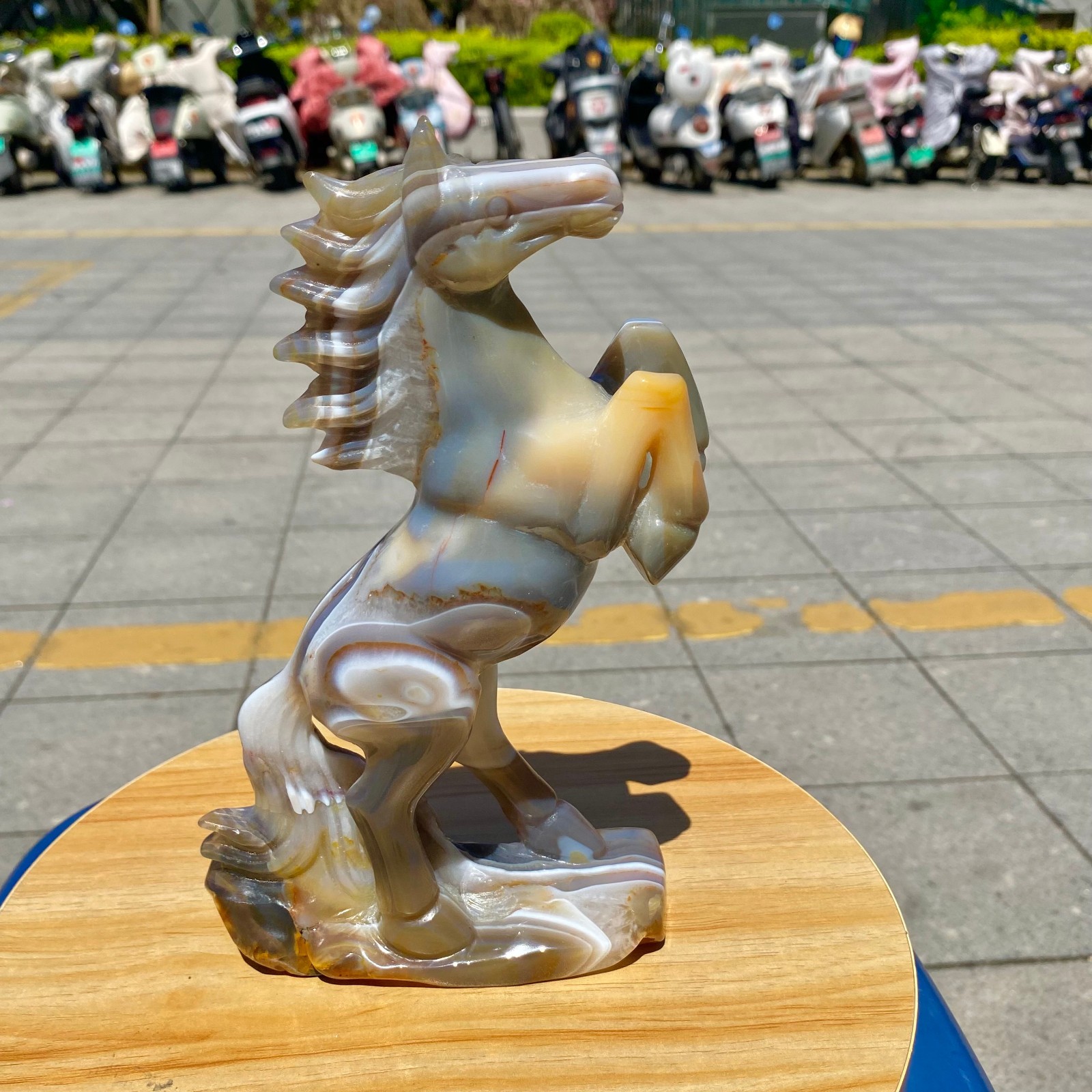 1.96LB Natural Agate Carved Horse Figurine, Exquisite Hand Carved Gemstone Statu