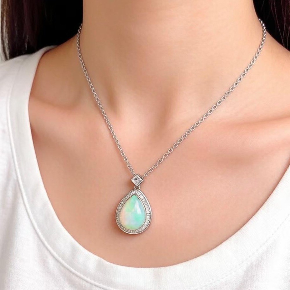high quality Opal 8.2ct Pendant Necklace S925 Silver Plated 18K Gold Gemstone