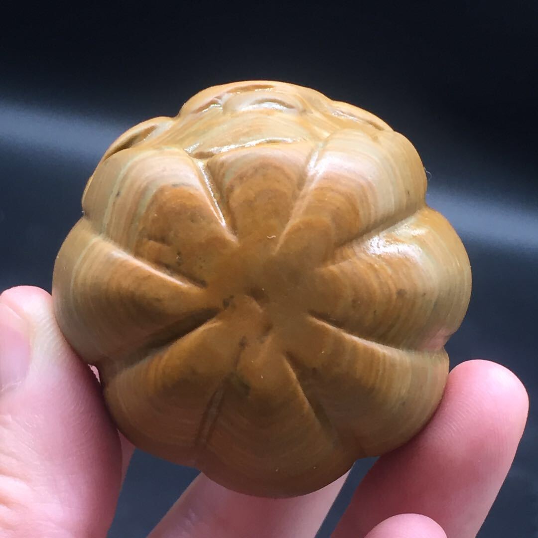 Natural Songhua Stone Quartz Crystal Carved Pumpkin Halloween Decora Healing 1Pc