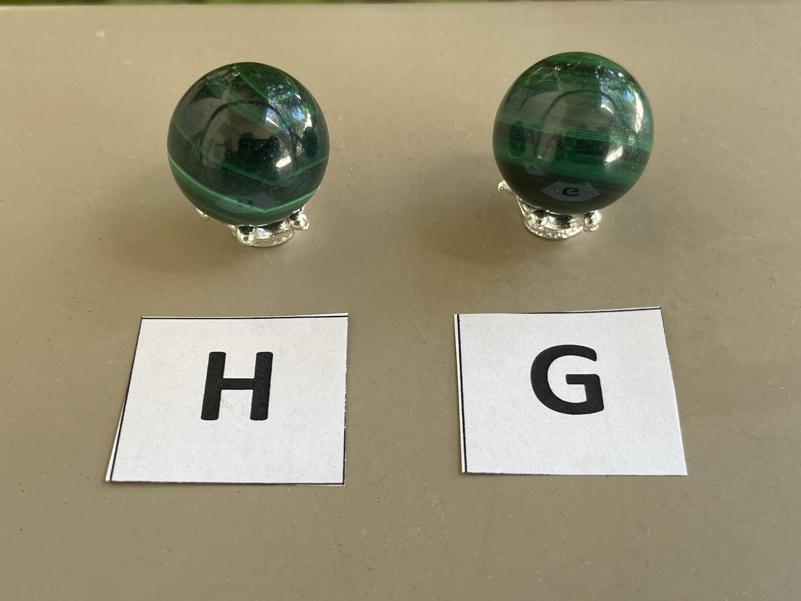 Malachite Crystal/Gemstone Mini Sphere W/Stand 13-14G 17mm (Price For 1)