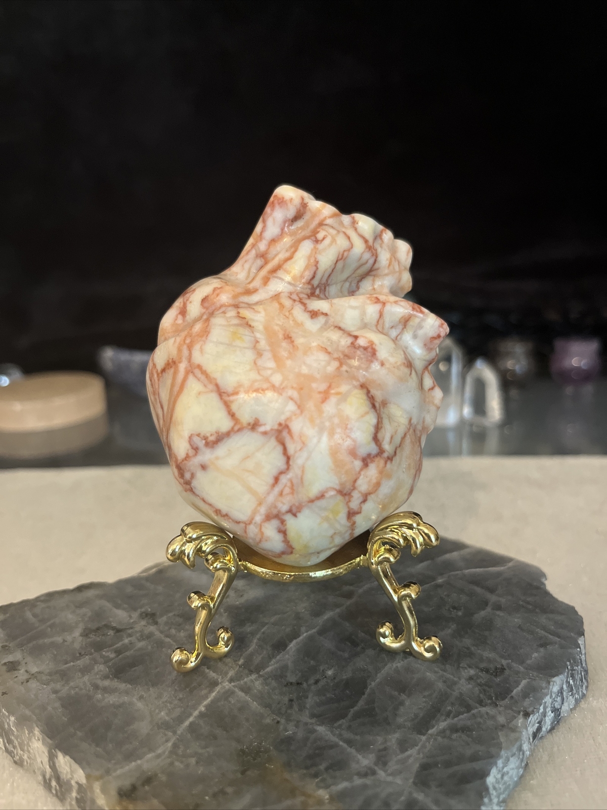 Rare Red Vein Jasper Hand Carved Anatomical Heart 256g 3.0”x2.5”