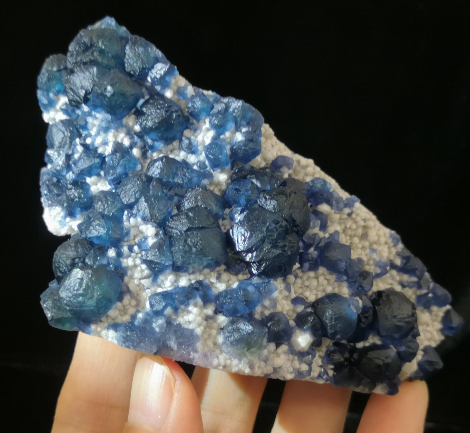 100mm 191g Beautiful Indigo Blue Fluorite on Quartz from Inner Mongolia