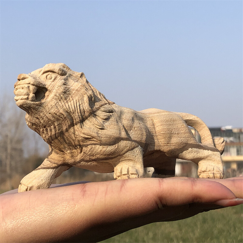 0.66LB Natural Woodgrain Stone Lion Skull Carved Quartz Crystal Skull Healing