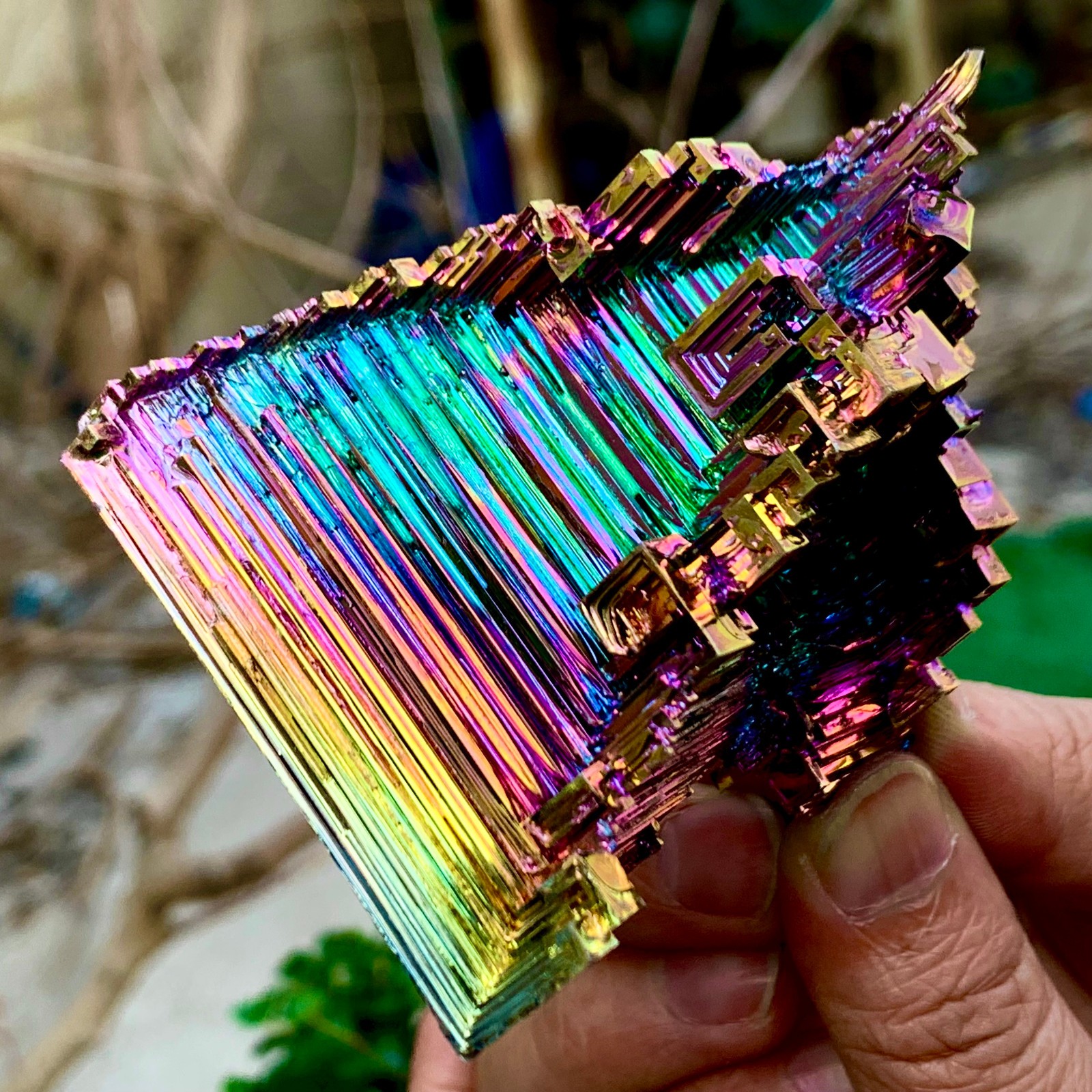 220G A+++ Gram rainbow crystal element Bi gemstone Mineral specimen