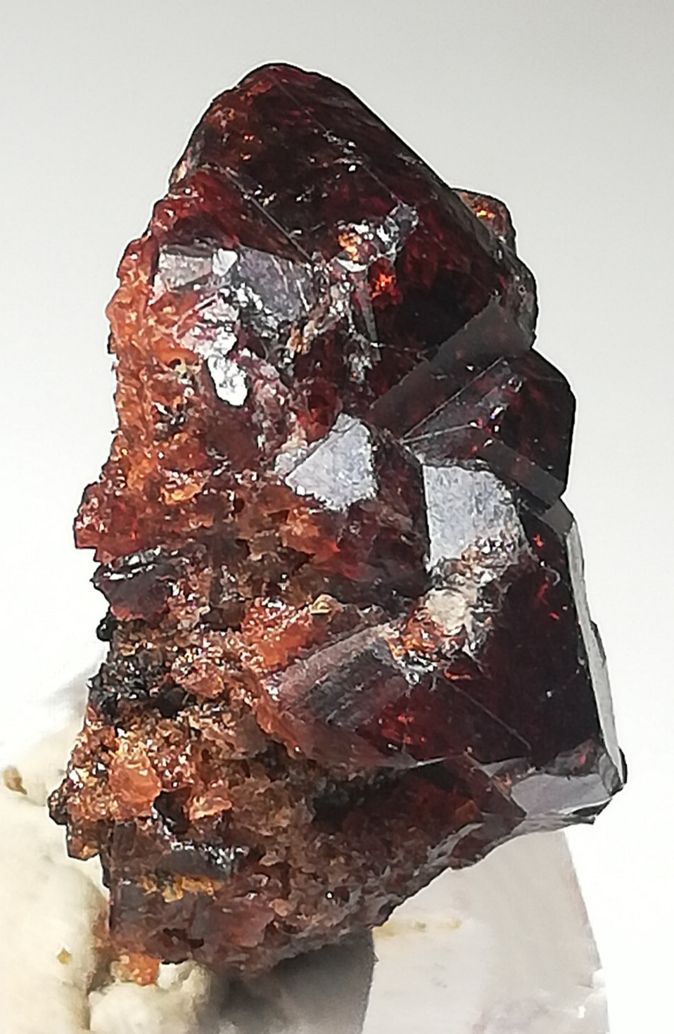 44 CARATS NATURAL RED GARNET CRYSTALS CLUSTER FROM PAKISTAN, (Ag-71),