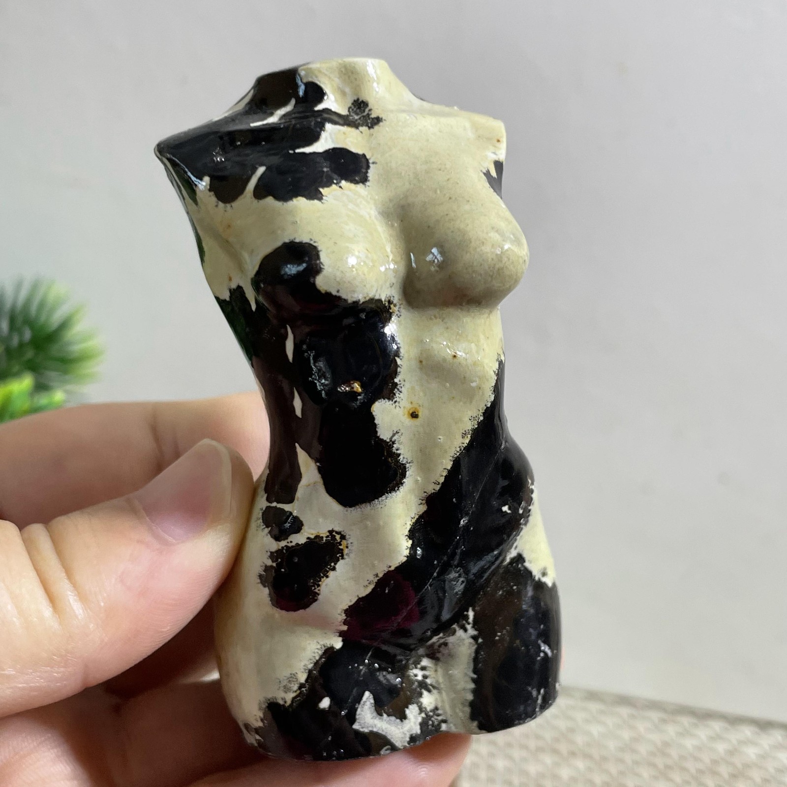 Rare 134G Traditional Chinese PaintingHand Carving Female Model