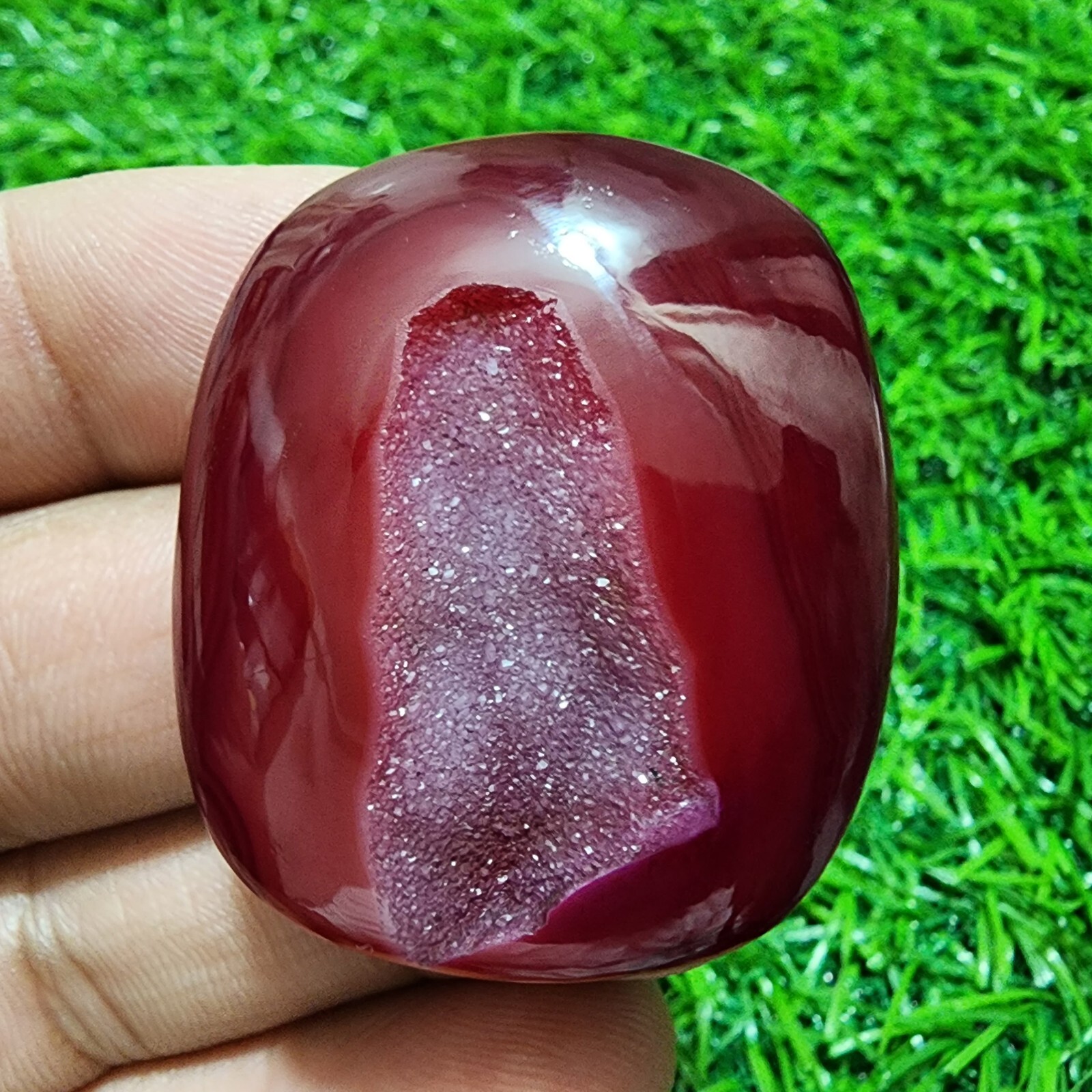 Unique Top Yummy Window Druzy Agate Cushion Shape 103 Carat Gemstone For Jewelry