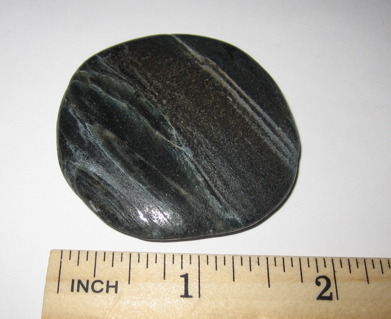 RARE! 1.9″ x 1.8″ POLISHED FLAT NATURAL ‘ISUA STONE’ PALM STONE MINERAL 42.5g *5