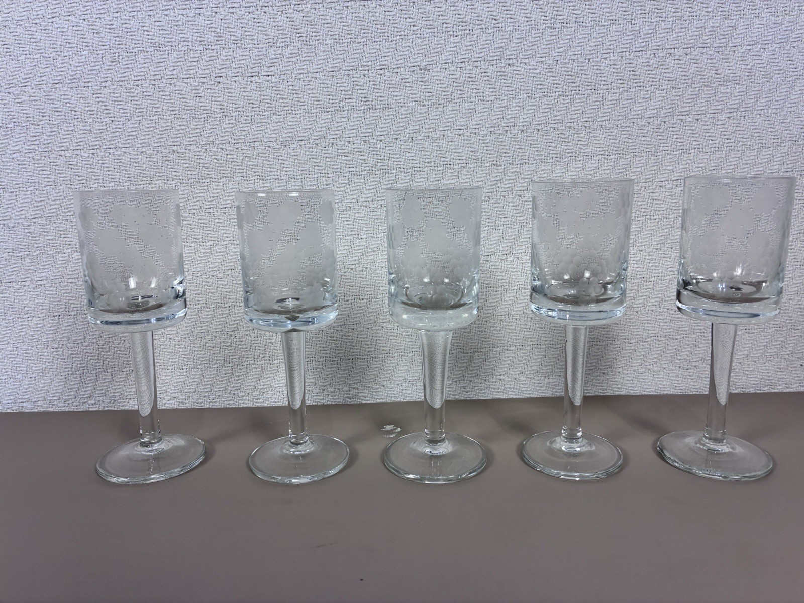 Crystal Sherry Cordial Stemware Glasses Etched Vintage Floral Designs 2 Ounce