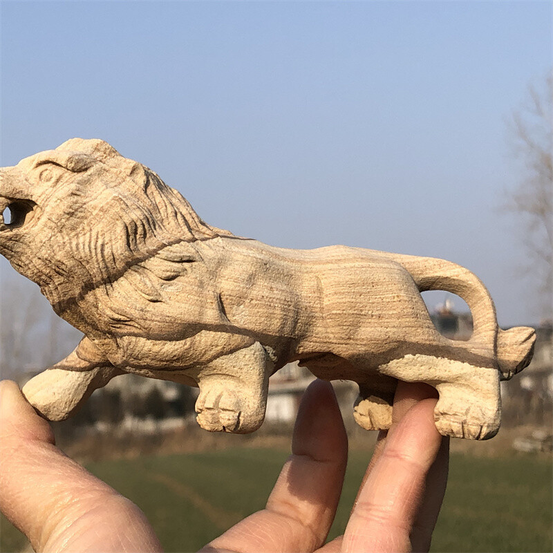 0.66LB Natural Woodgrain Stone Lion Skull Carved Quartz Crystal Skull Healing