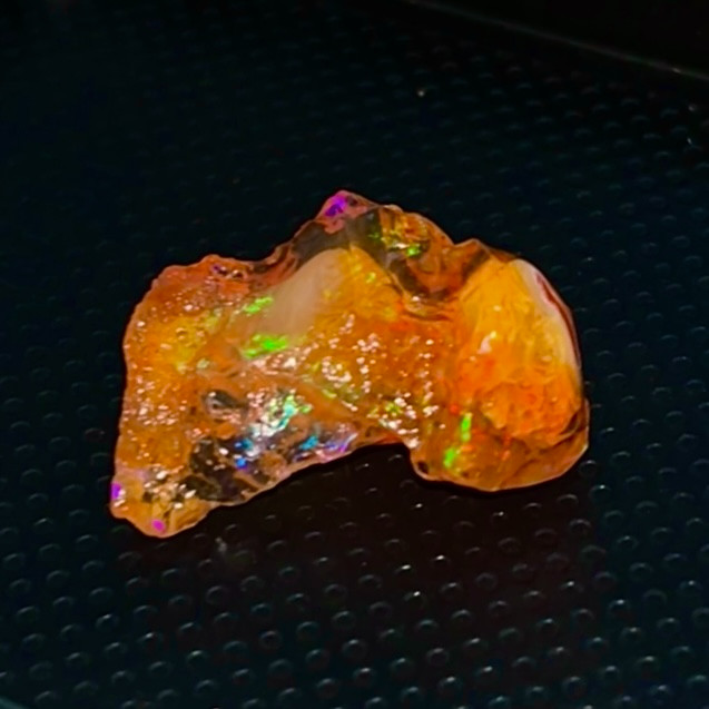 Rare Mexican Fire Opal Rough 26.15 Ct, Natural Orange Opal With Red Green Fire