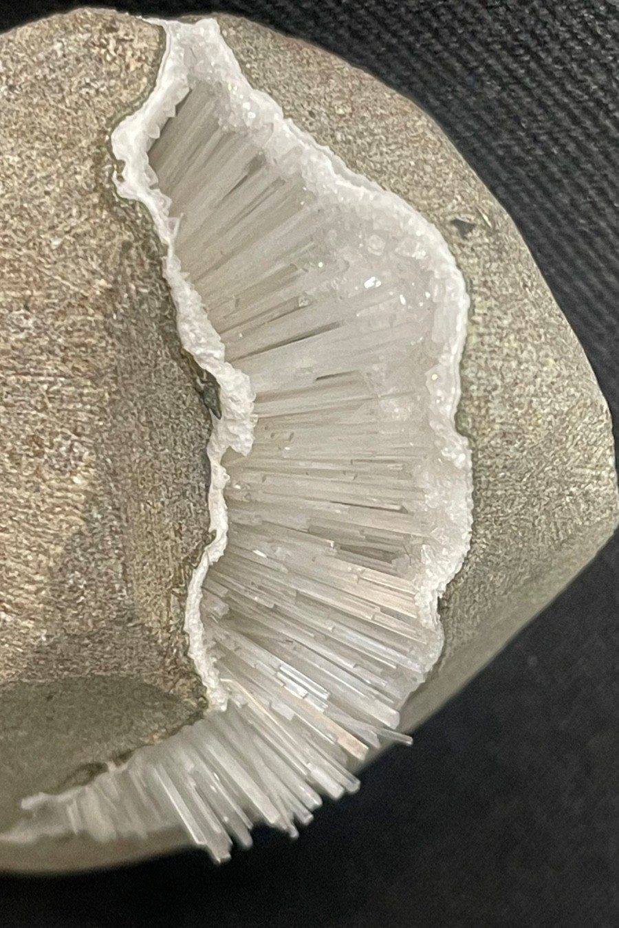 Stunning scolecite spray inside in matrix W/ natural formation of geode