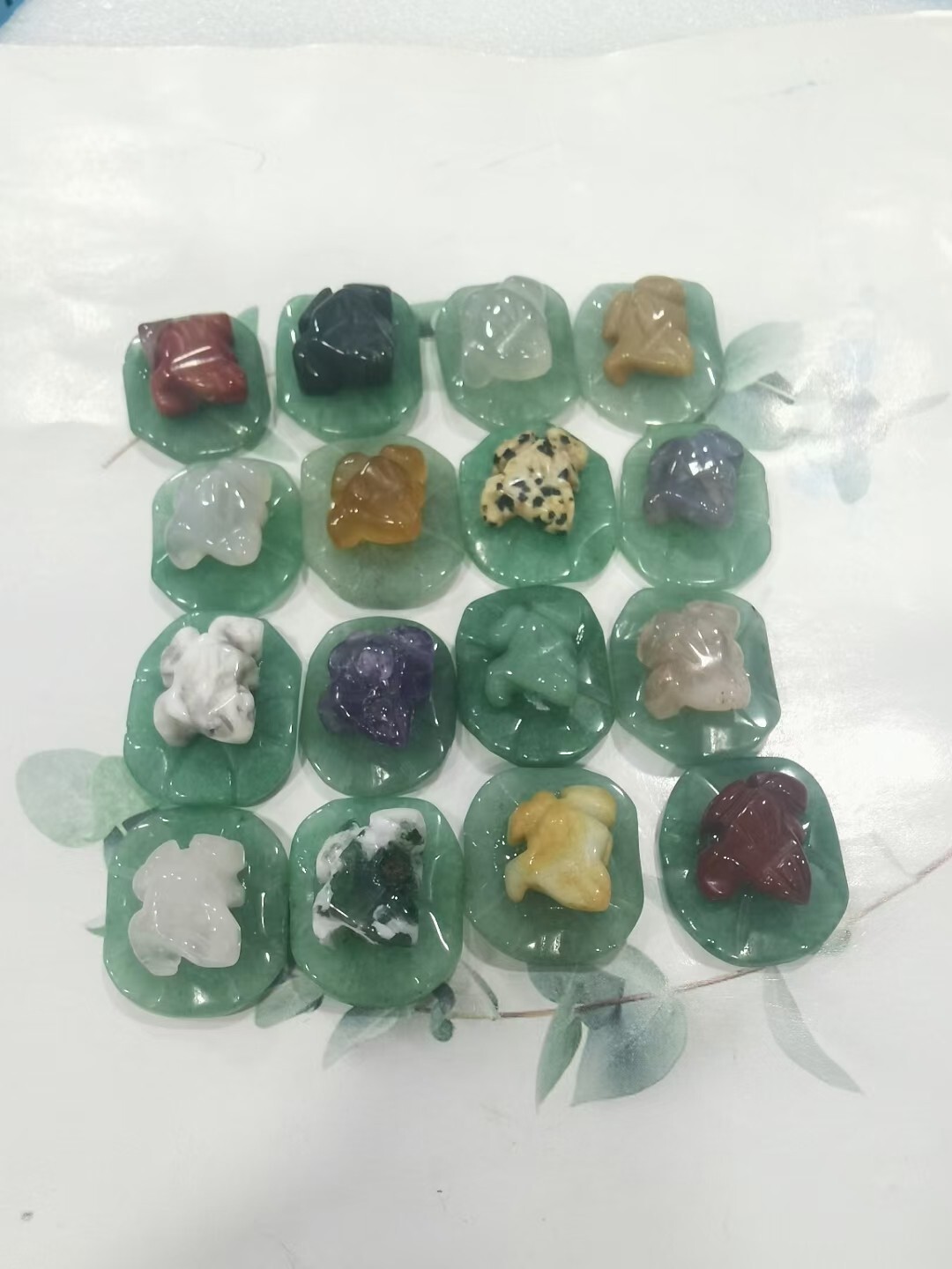 50pc Wholesale Natural mix Quartz carved crystal frog skull reiki healing random