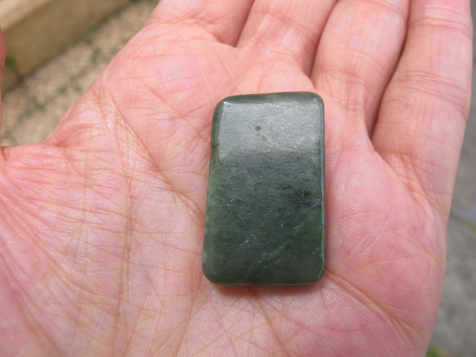Nephrite Jade Authentic Crystal Polished Palm flat stone A luck heart chakra 8g
