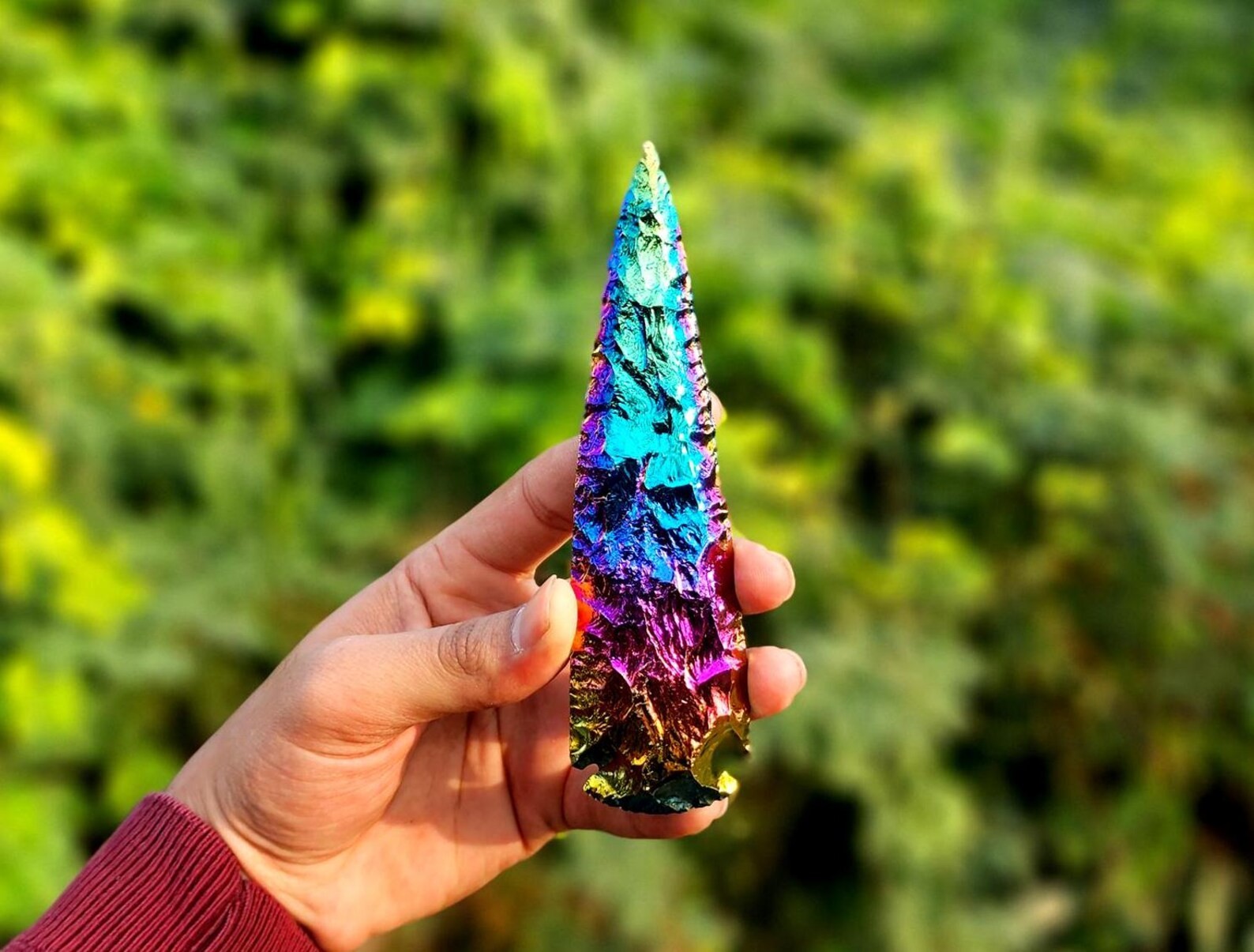 Titanium Coated Arrowhead 1-10″ Rainbow Aura Crystal Point Decor Spearhead