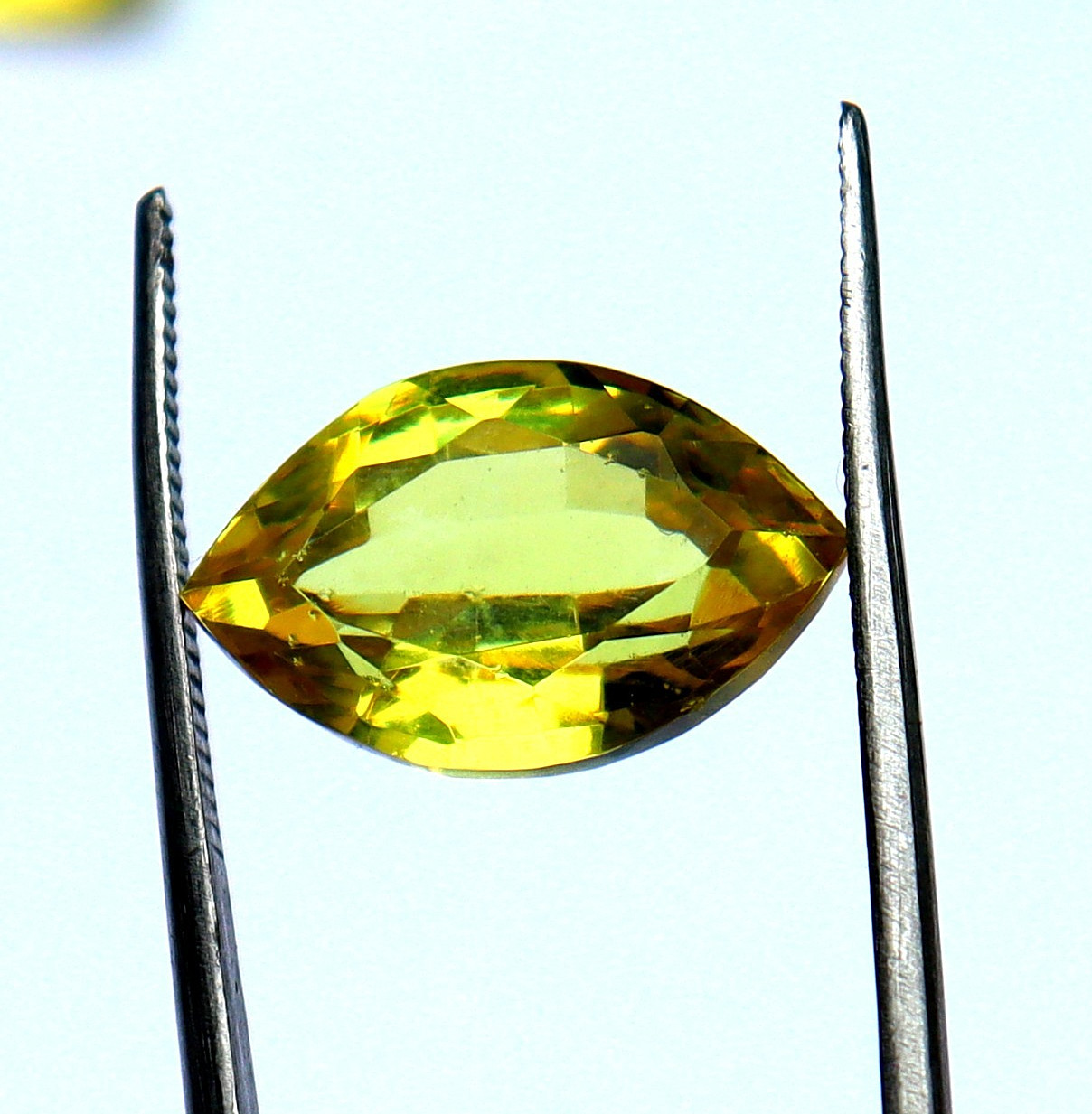 10-11 Ct Marquise Cut Yellow Sapphire GGI Certified Loose Gemstone