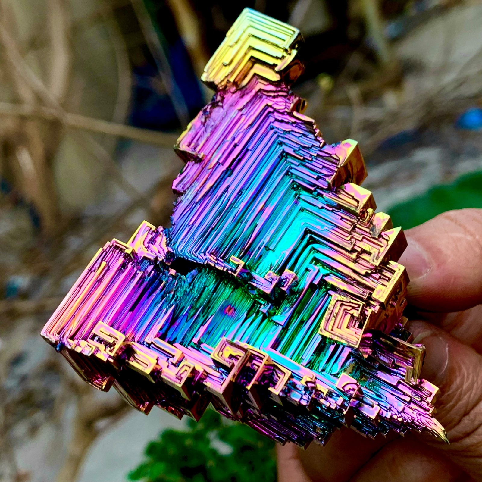 220G A+++ Gram rainbow crystal element Bi gemstone Mineral specimen
