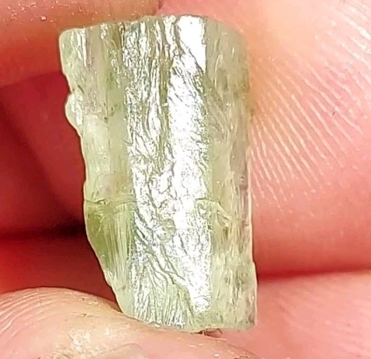 RARE UNUSUAL GREEN DT EMERALD FROM ETHIOPIA