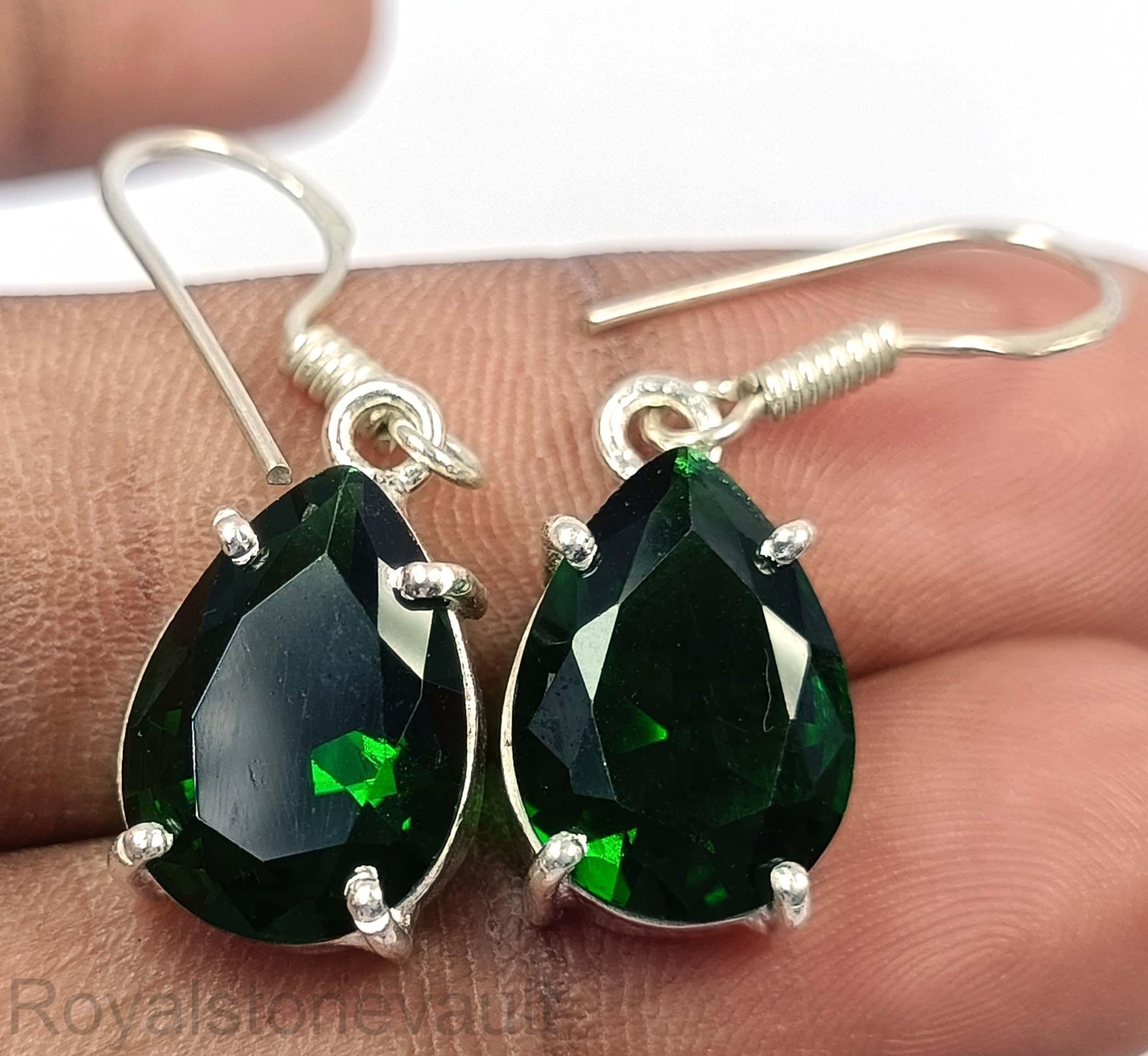 IGL Certified 17.25Ct Green Emerald Pear Shape Earrings 925 Sterling Silver 5DDI