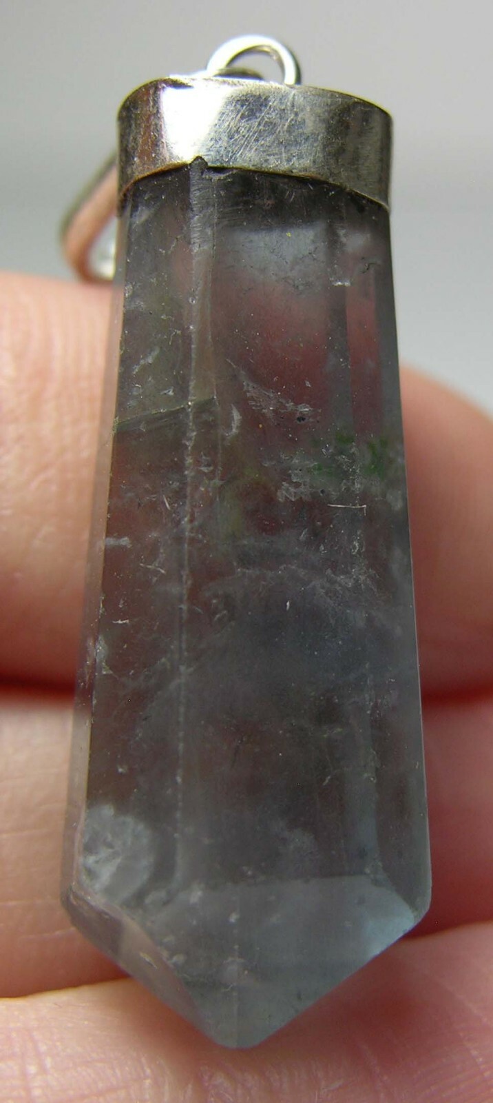 #4 Pakistan 37.70ct 100% Natural Blue Fluorite Crystal Pendant 7.50g 31.00mm