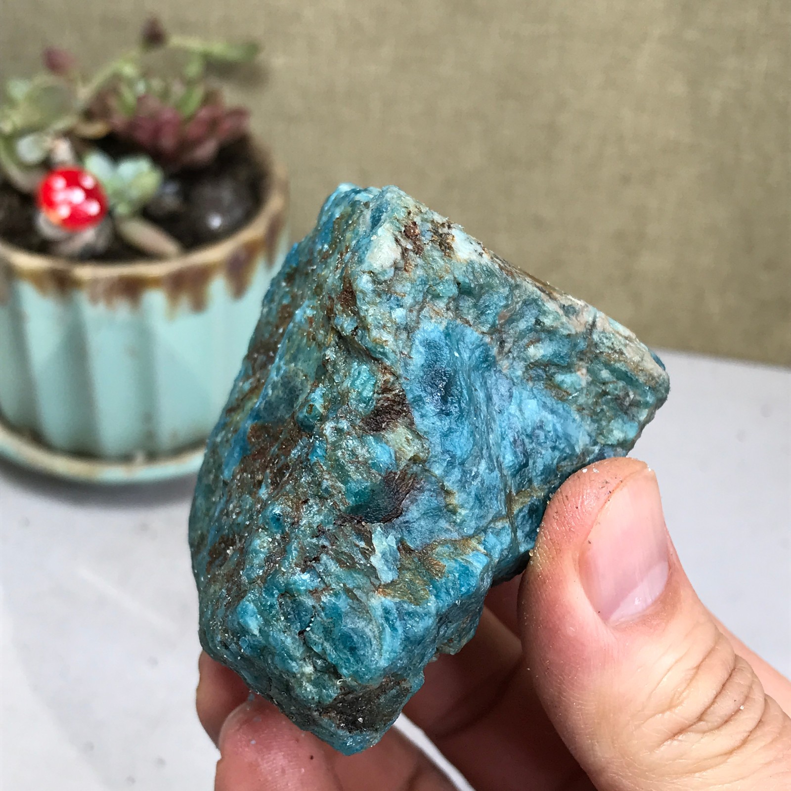 57-49-50mm Top Natural apatite Crystal uncut gemstone Mineral Specimen A4189