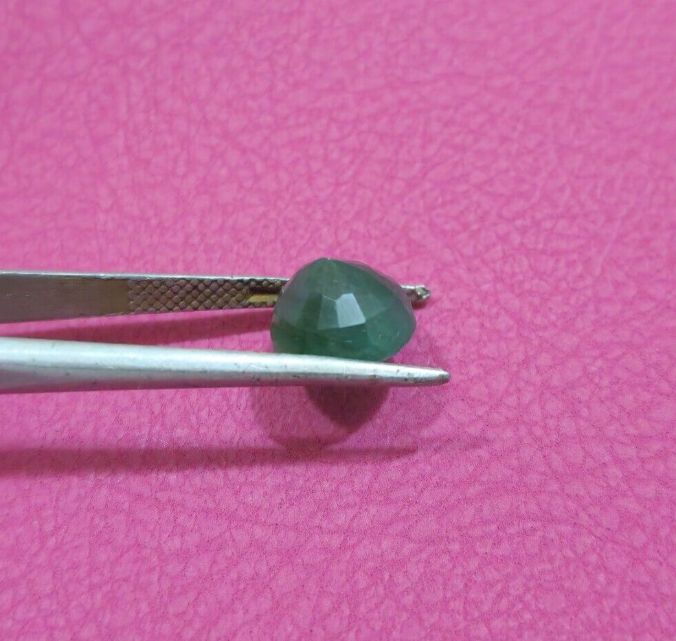 Gorgeous Zambian Green Emerald 3.30 Crt Faceted Round Cut Shape Loose Gemstone