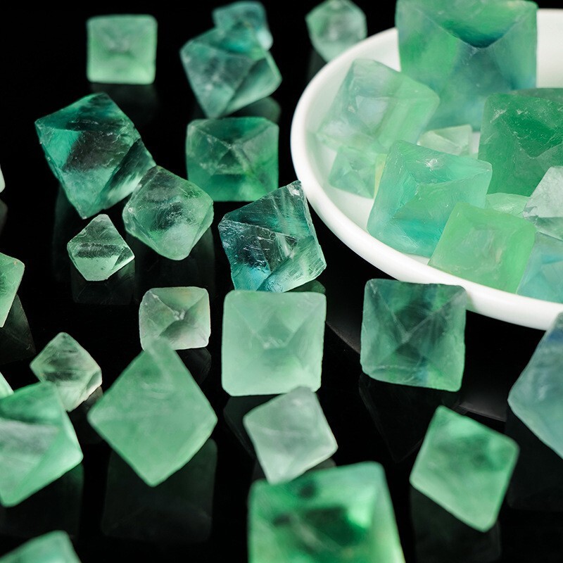 Green Fluorite Octahedron Crystals Mineral Stones Healing Reiki Meditation Craft