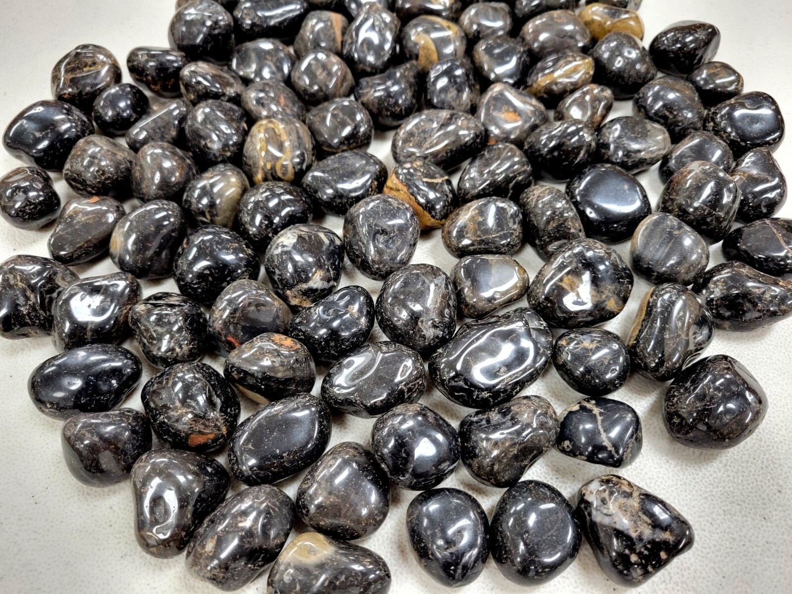 TUMBLED BLACK ONYX CRYSTAL STONES 1″ to 2″ MEDIUM SIZE GEMSTONES BULK POLISHED