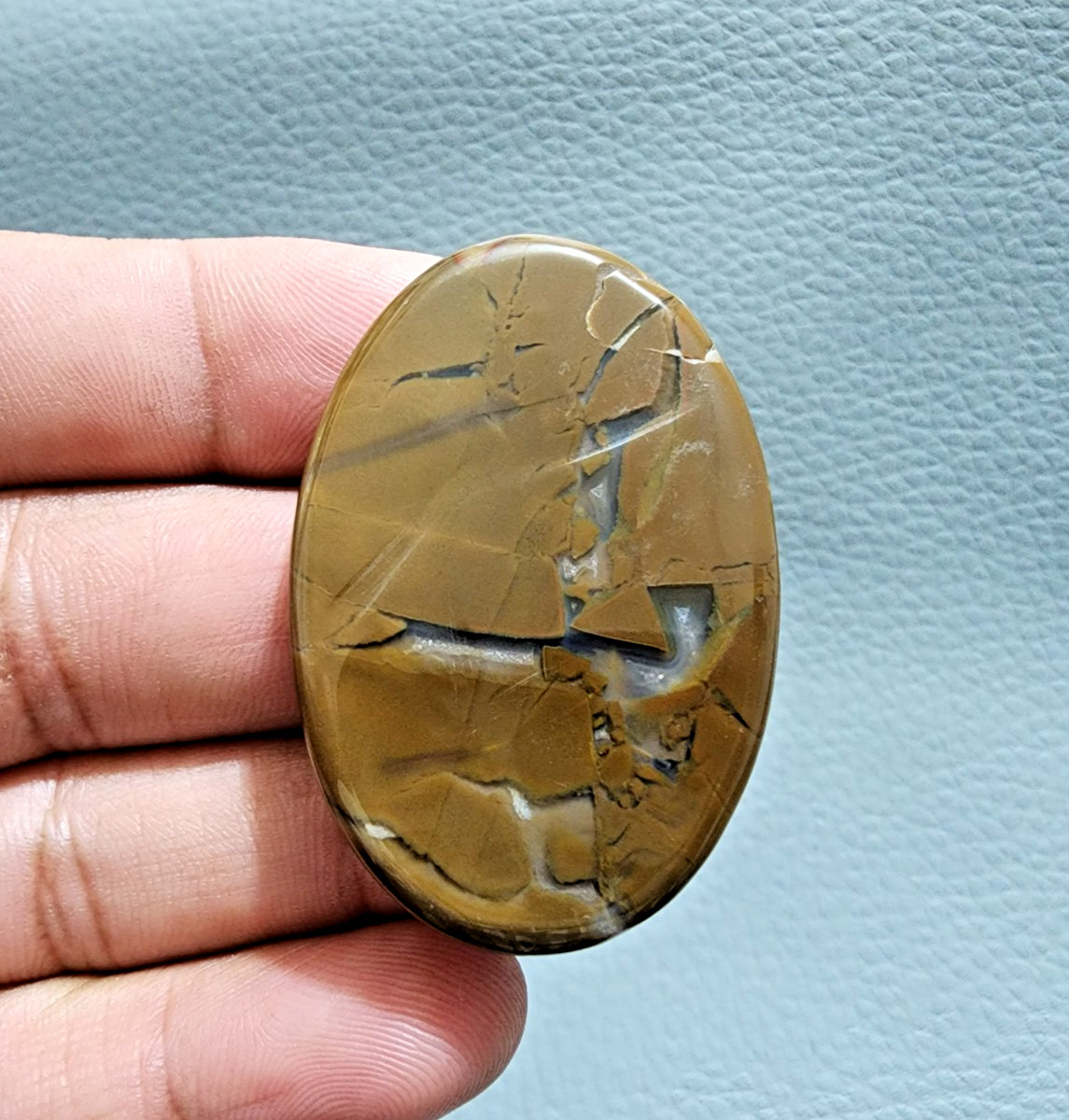 Top Quality Septarian Crystal Dragon Stone Oval Shape 84 Crt Gemstone Cabochon