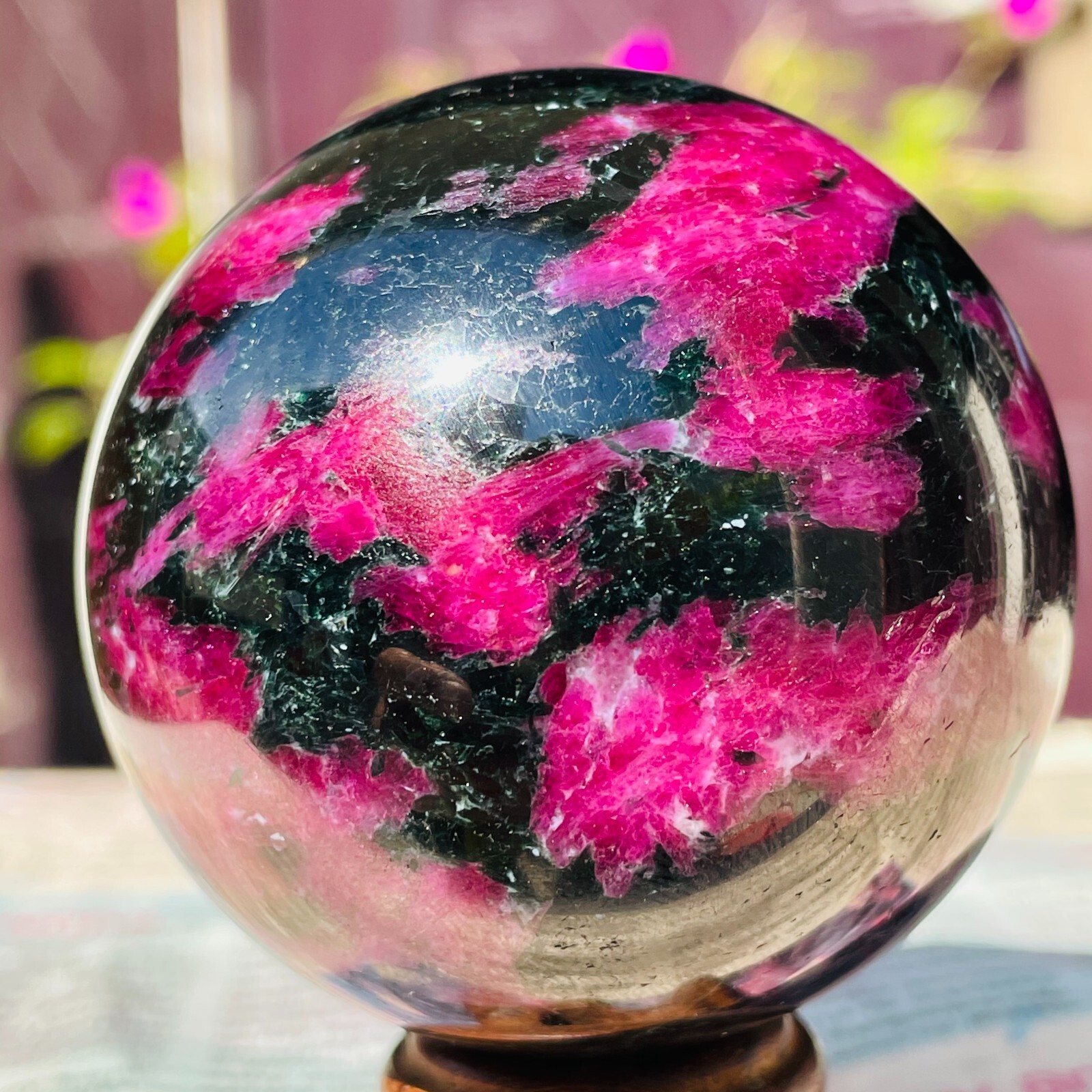 392g Natural Ruby Zoisite Quartz Crystal Gemstone Sphere Ball Specimen Healing